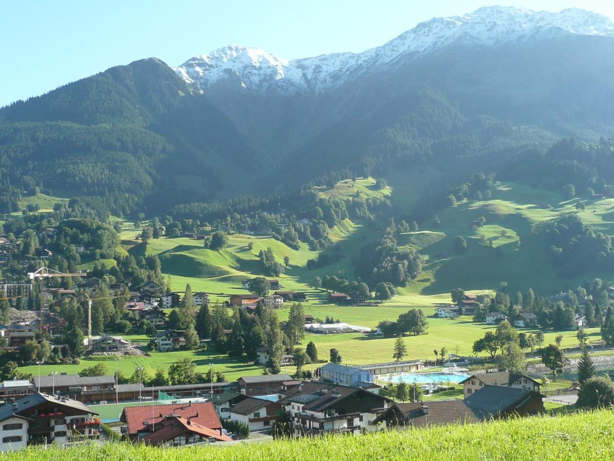 Appartement In Hus Signal Met Prachtig Uitzicht Op De Bergen Klosters Exterior foto
